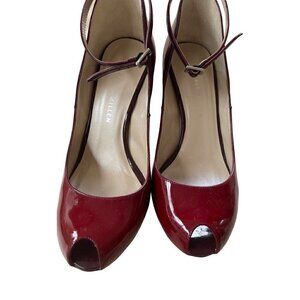 Karen Millen womens open toe shoes size 7.5  (37.5) ankle strap worn once  burgu